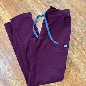 Figs Maroon straight leg pant